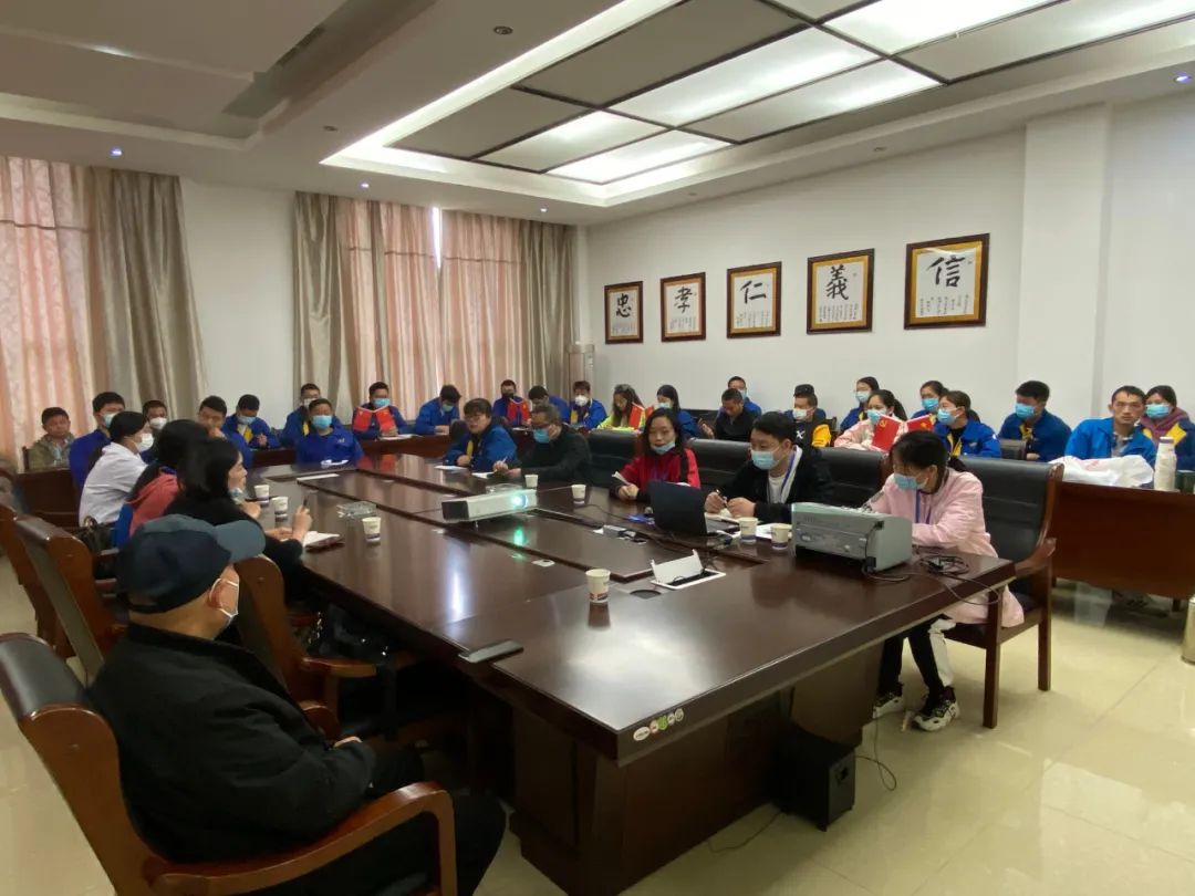 医保宣讲微课堂走进万象城平台重工